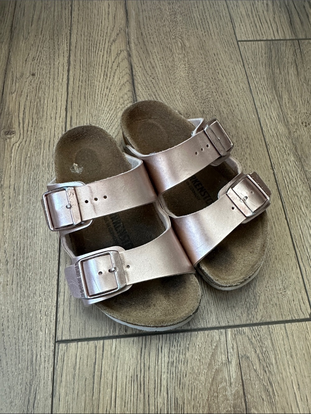 Toddler girl Birkenstocks size 26 (us 9)